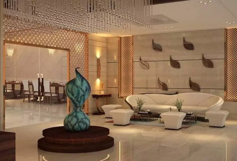 Hotelli Palm Luxury Inn