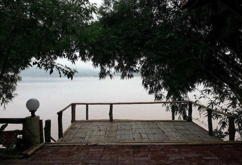 酒店 Rim Nam Kong Homestay & Campsite