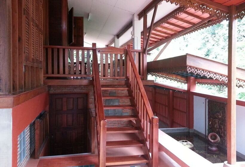 酒店 Rim Nam Kong Homestay & Campsite