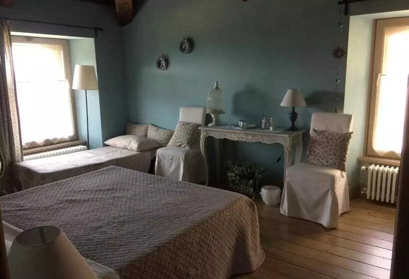 Maaseutuhotelli La Carosera