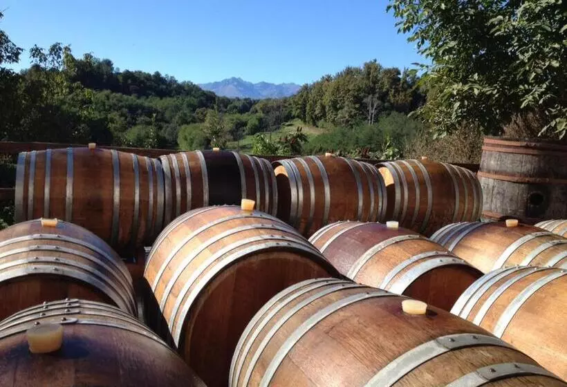 Maaseutuhotelli La Carosera