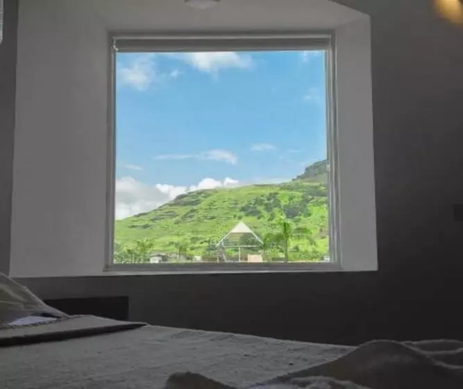 Hotelli Touchwood Bliss