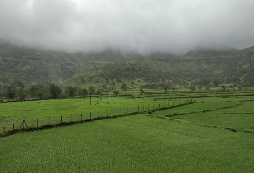 Hotelli Touchwood Bliss