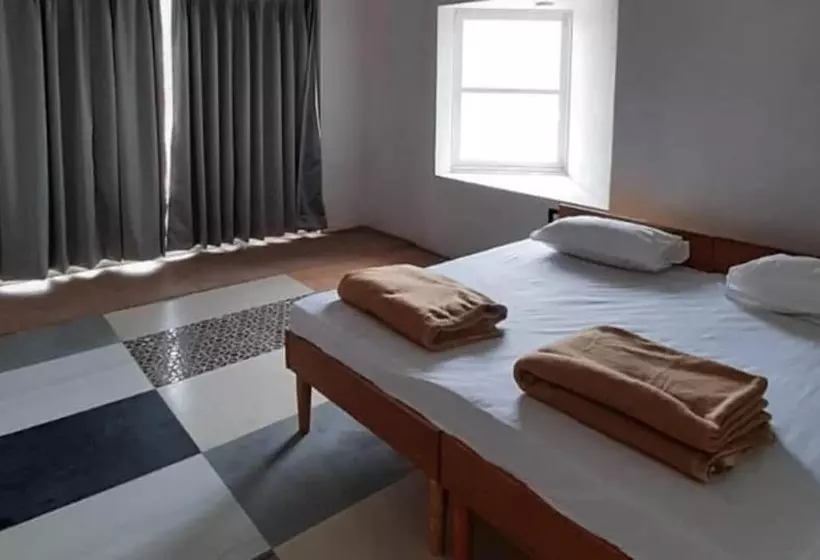 Hotelli Touchwood Bliss