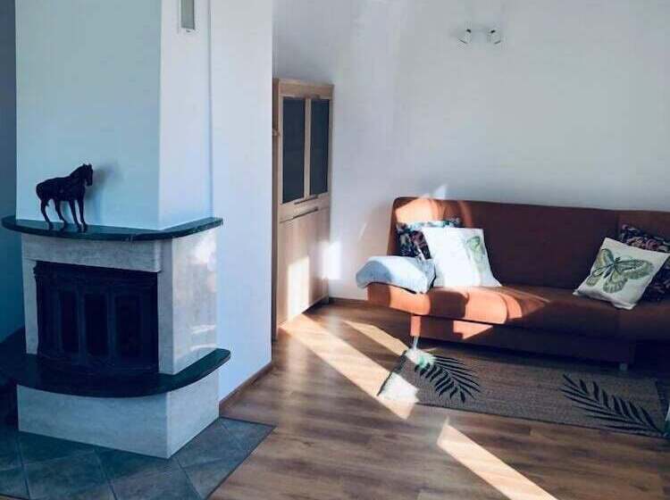 פנסיון Coffee Inn