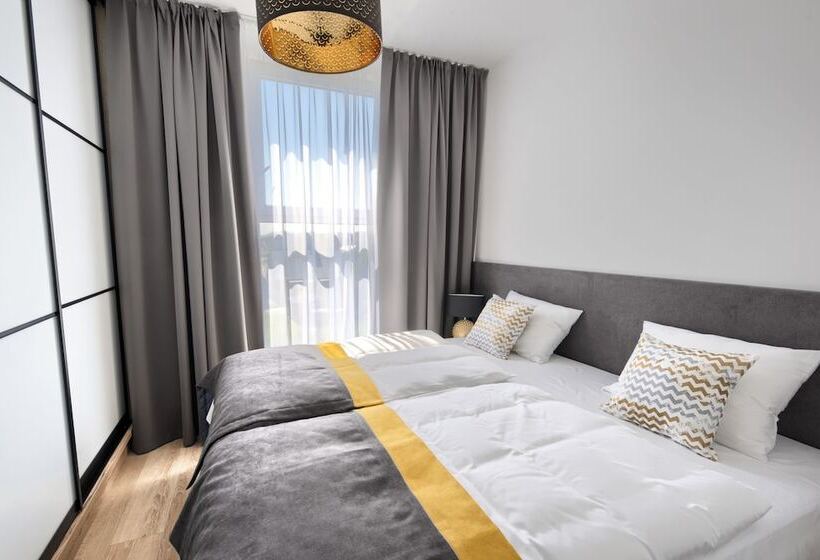 פנסיון Coffee Inn