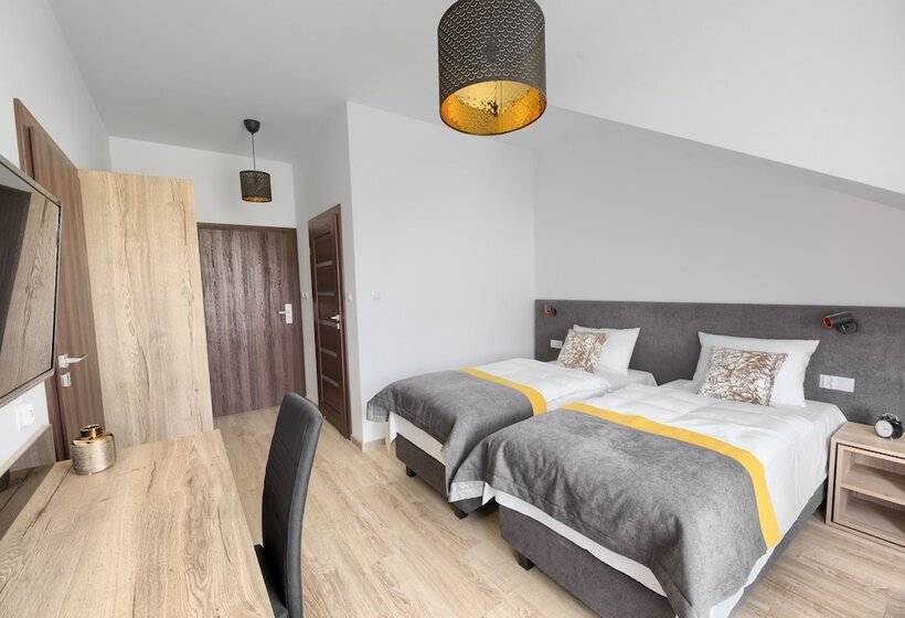 פנסיון Coffee Inn