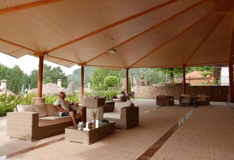 فندق Letizia Country Club