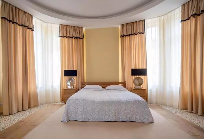 Hotelli Letizia Country Club