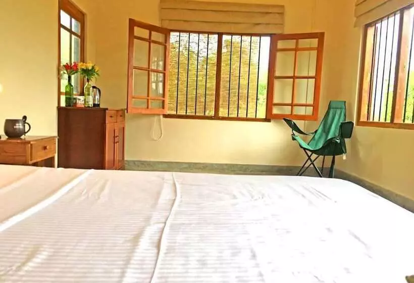 Majatalo Captains Bird Safari Lodge