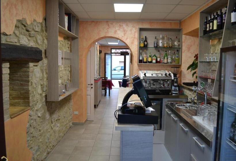 ペンション Magia Del Turano