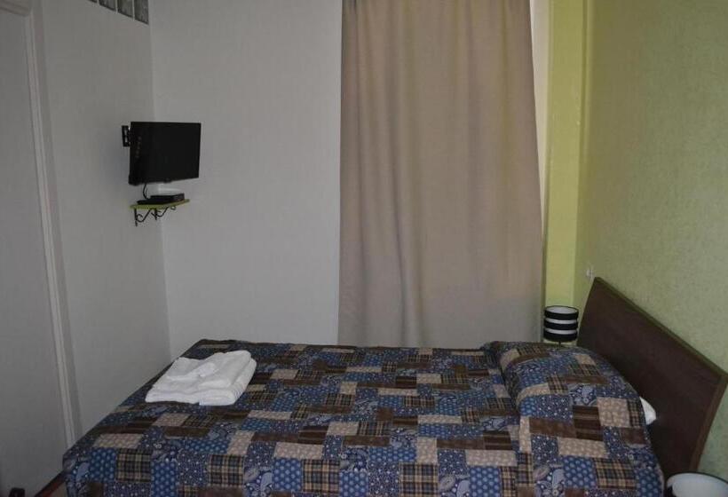 ペンション Magia Del Turano