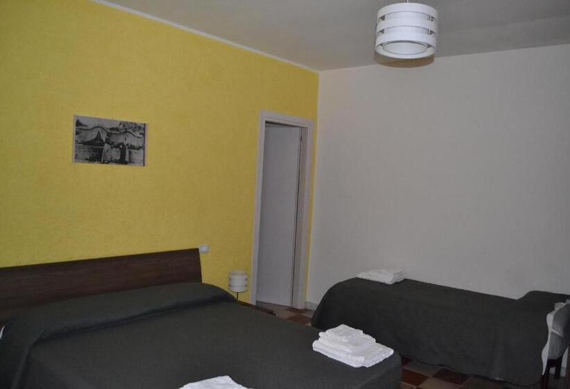 ペンション Magia Del Turano