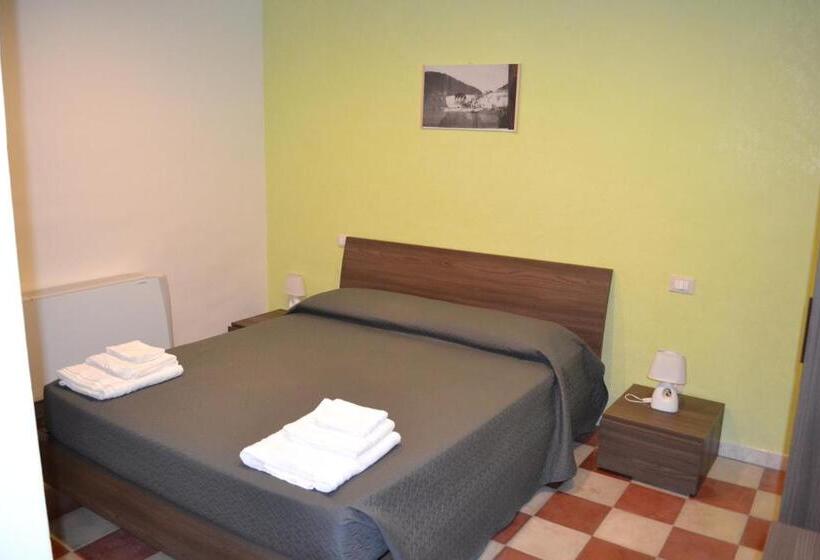 ペンション Magia Del Turano