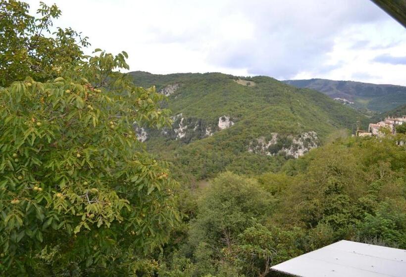 ペンション Magia Del Turano