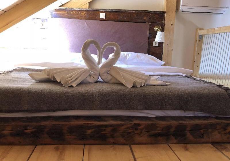 ペンション Mulberry House