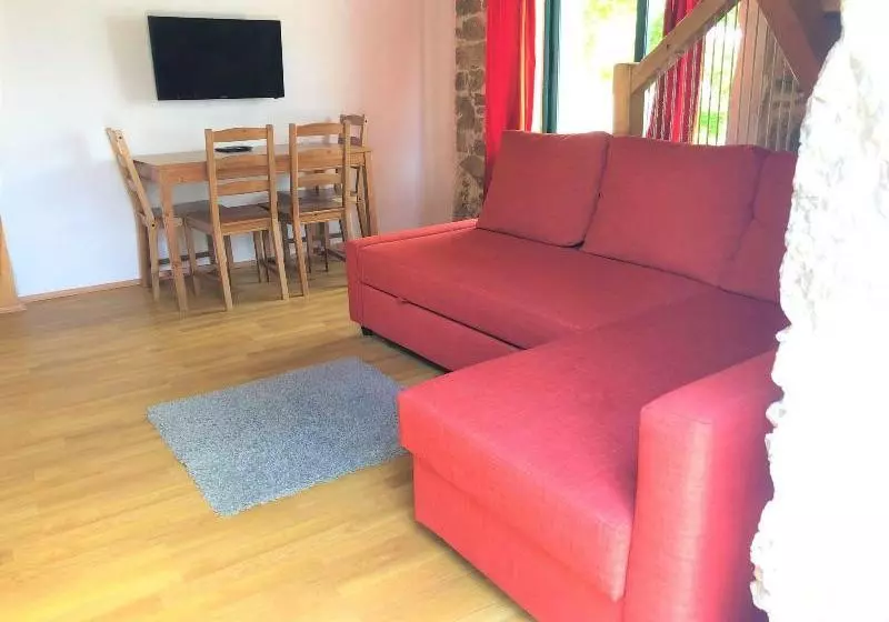 Majatalo Mulberry House