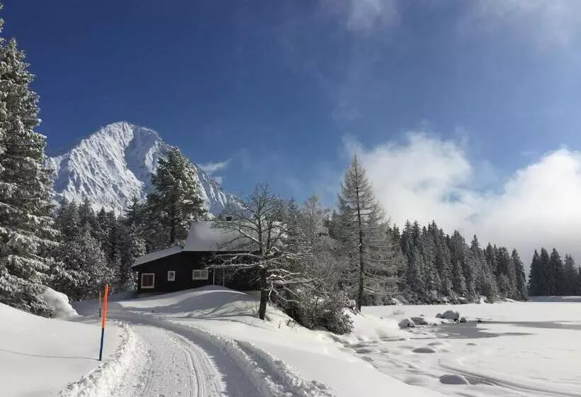 Retkeilymaja Gästehaus Schäfli