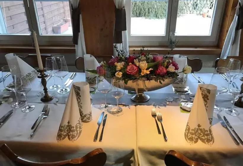 Retkeilymaja Gästehaus Schäfli