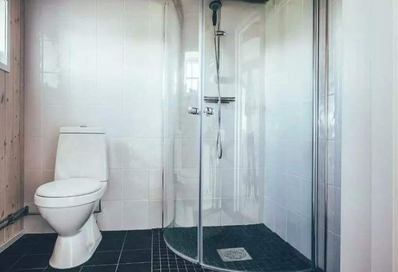 ベッドアンドブレックファースト Farmors Lada