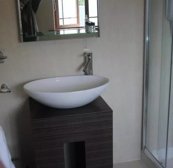 Aamiaismajoitus (B&B) Woodlands House