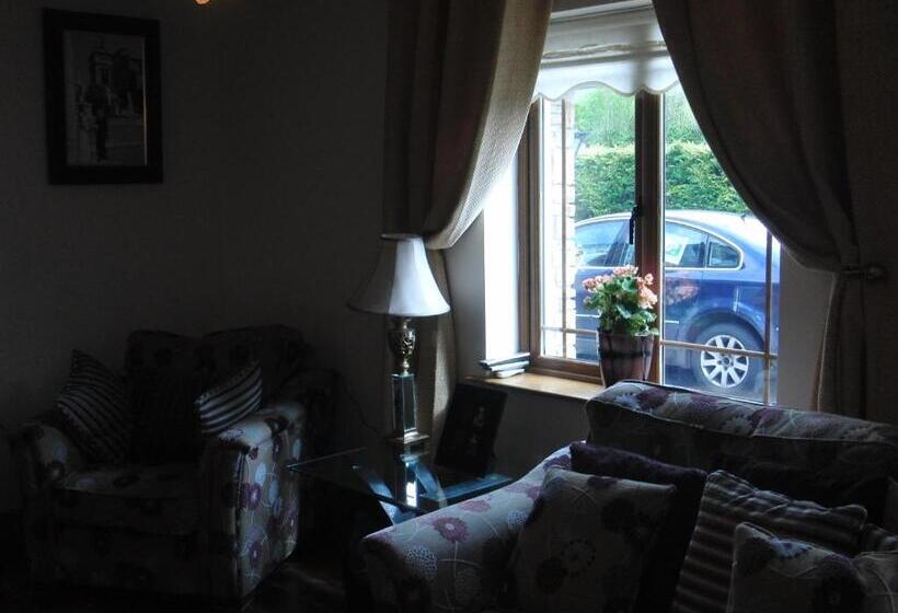 ベッドアンドブレックファースト Woodlands House