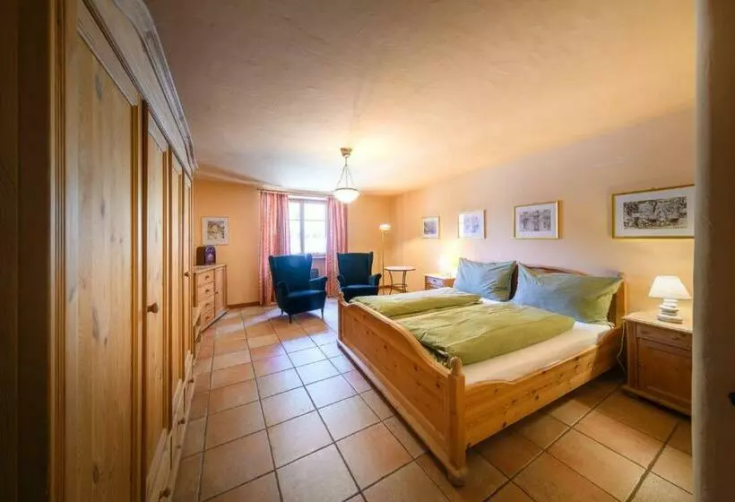 Hotelli Albergo Ristorante Miralago