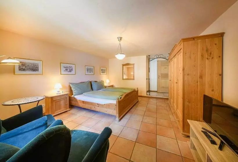 Hotelli Albergo Ristorante Miralago