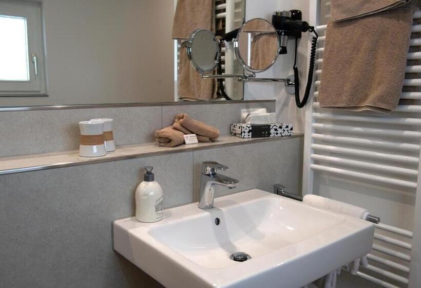 בית מלון כפרי Landgasthof Zur Erholung