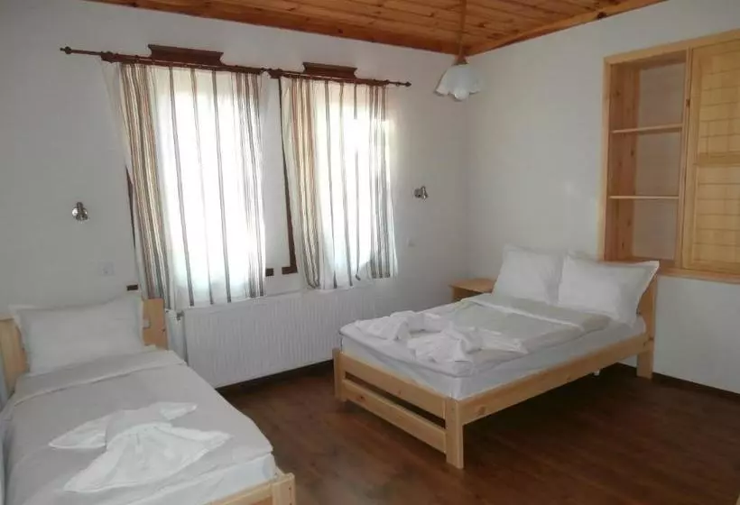هتل Mitnitsa And Tkzs Biliantsi