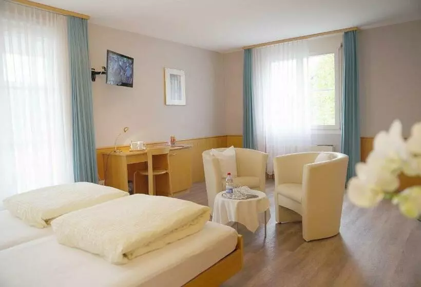 Majatalo Garni Arnegg