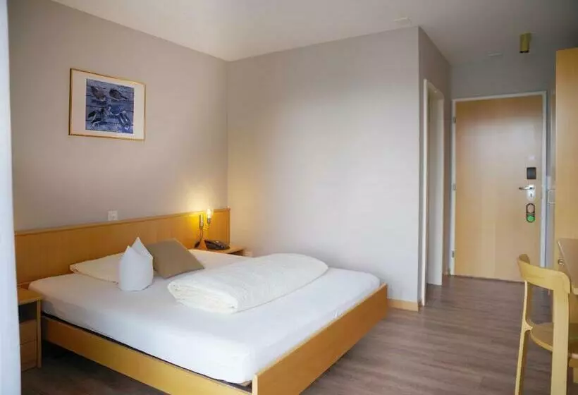 Majatalo Garni Arnegg