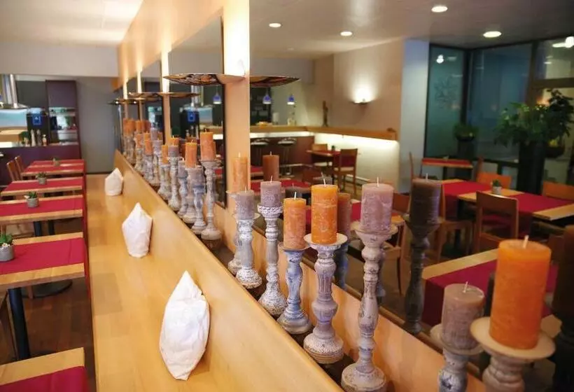 Majatalo Garni Arnegg