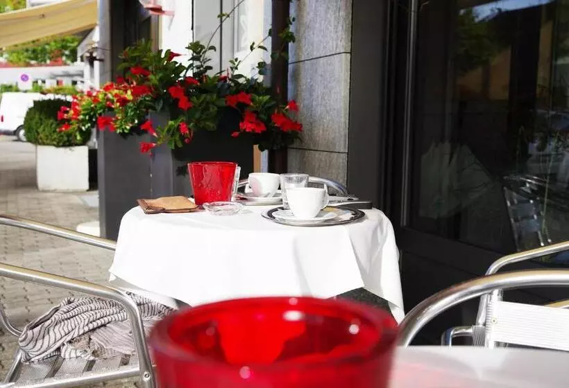 Majatalo Garni Arnegg