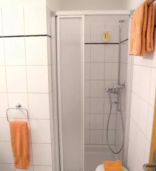 Majatalo Garni Arnegg