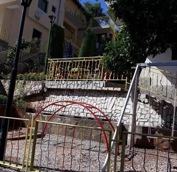 Majatalo Guest House Rusalka