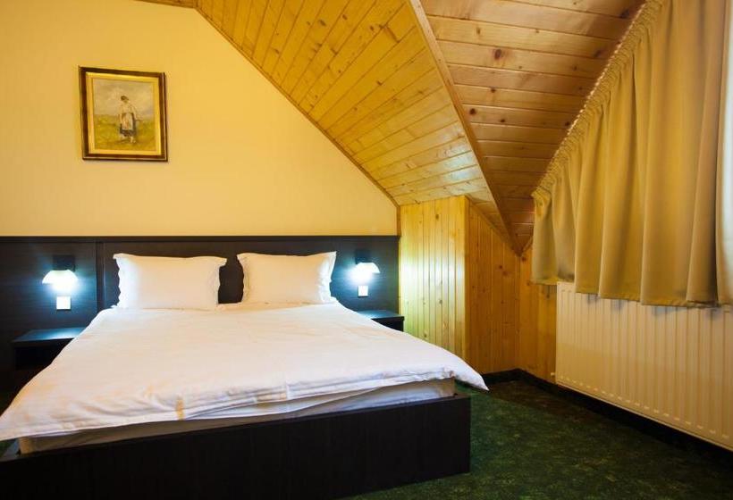 Pensiunea Laci Csarda Ernei