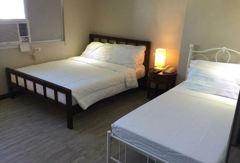 בית מלון כפרי Golden Peak Condo