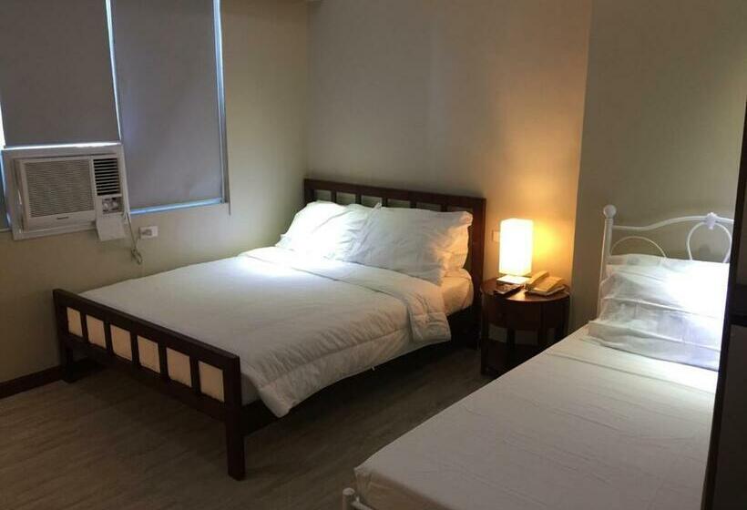 בית מלון כפרי Golden Peak Condo