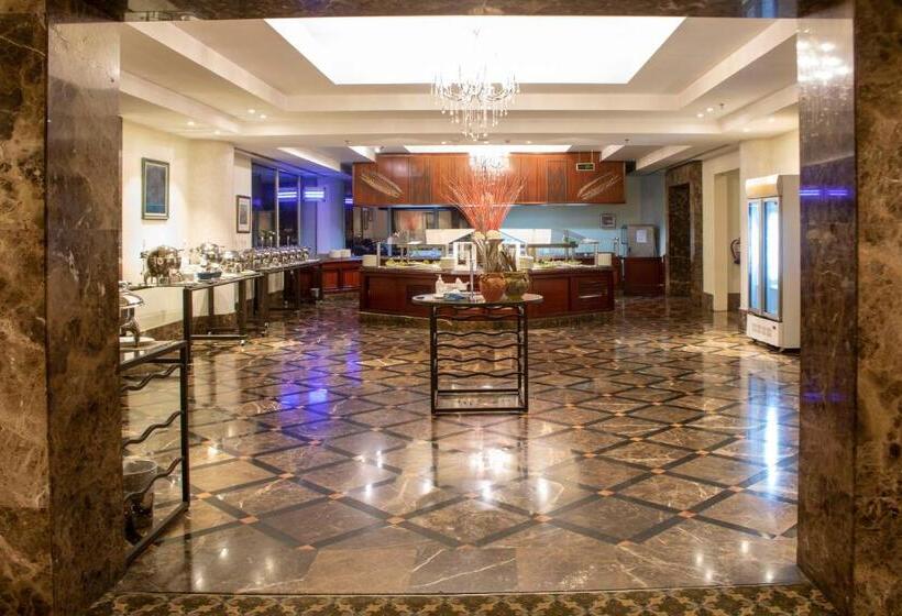 בית מלון כפרי Abha Palace