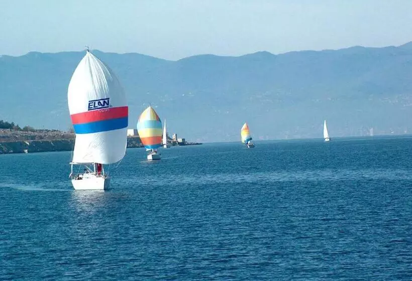 ホテル Adriatic