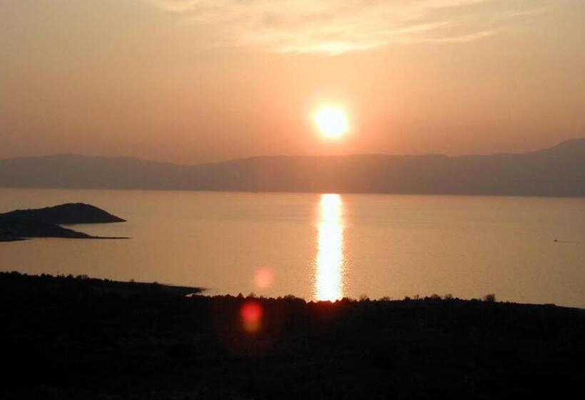 בית מלון כפרי Adriatic