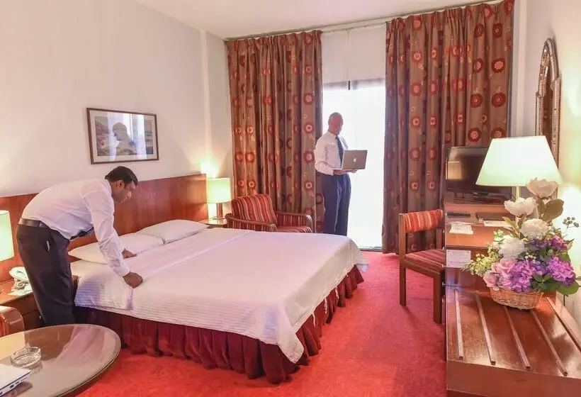 Отель Al Nimran