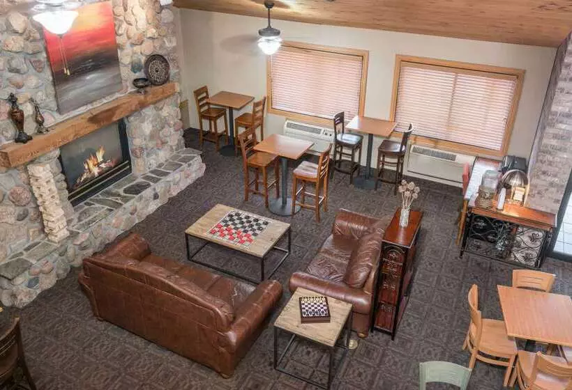 فندق Americinn By Wyndham Bismarck