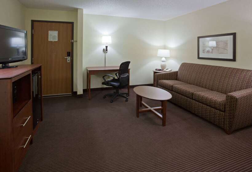 هتل Americinn By Wyndham Bismarck