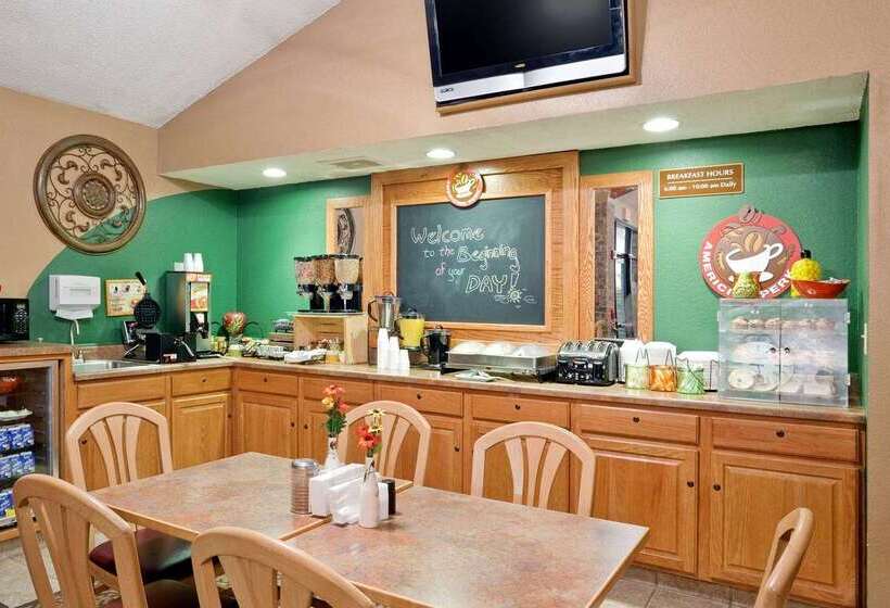 Szálloda Red Lion Inn & Suites Grimes