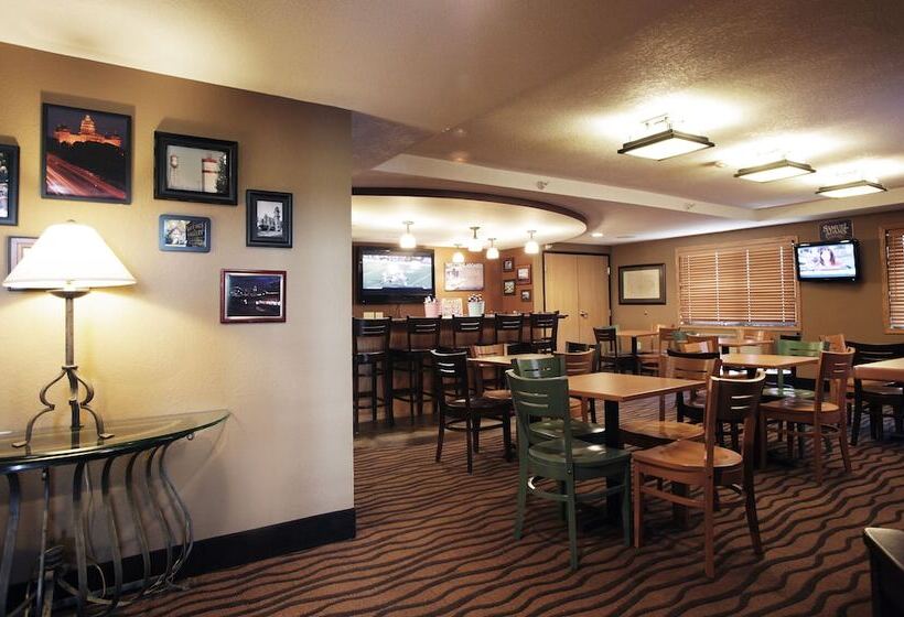 Szálloda Red Lion Inn & Suites Grimes