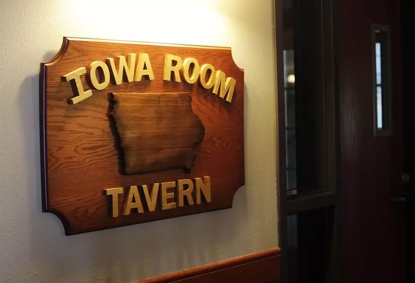 فندق Red Lion Inn & Suites Grimes