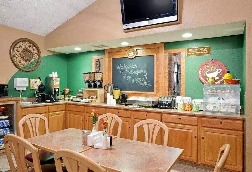 فندق Red Lion Inn & Suites Grimes