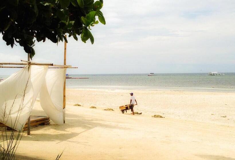 Otel Ananyana Beach Resort